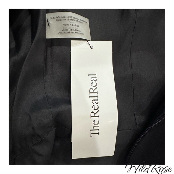 VICTORIA BECKHAM Black Deep V Fitted Peplum Blouse Top SZ 2 - Picture 9 of 11